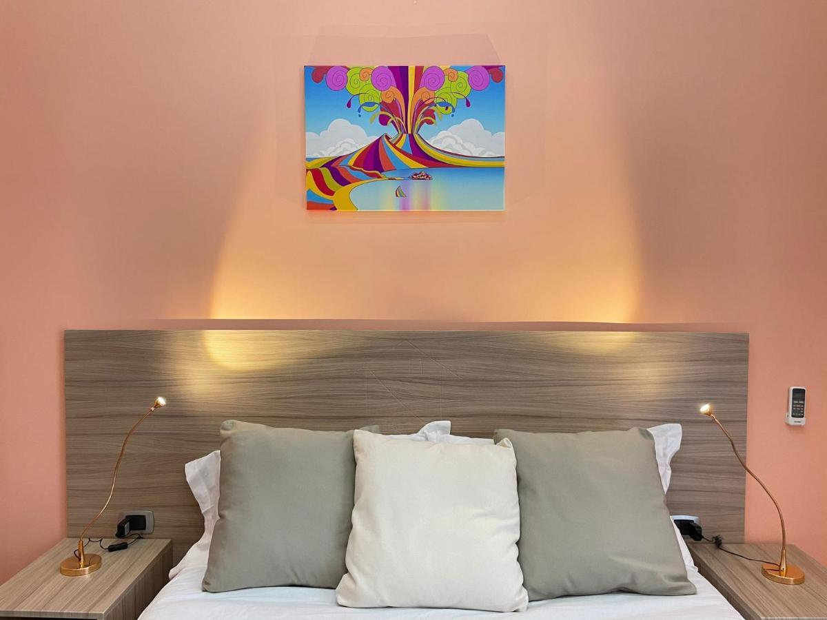 Holiday Naples Art Rooms Kültér fotó